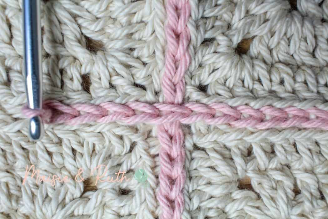 Join granny squares step 16