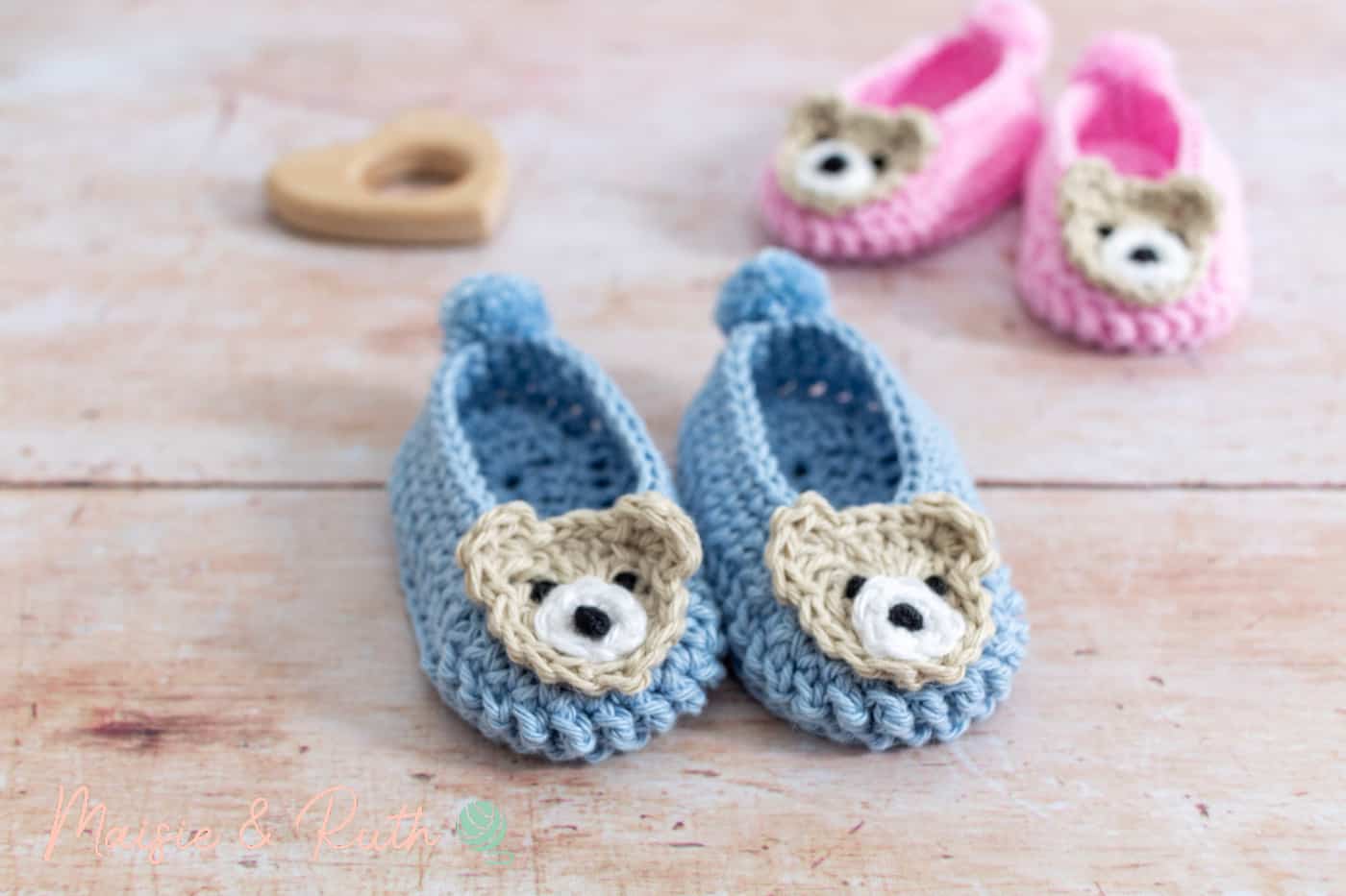 Crochet Easy Baby shoes with pink ones in background