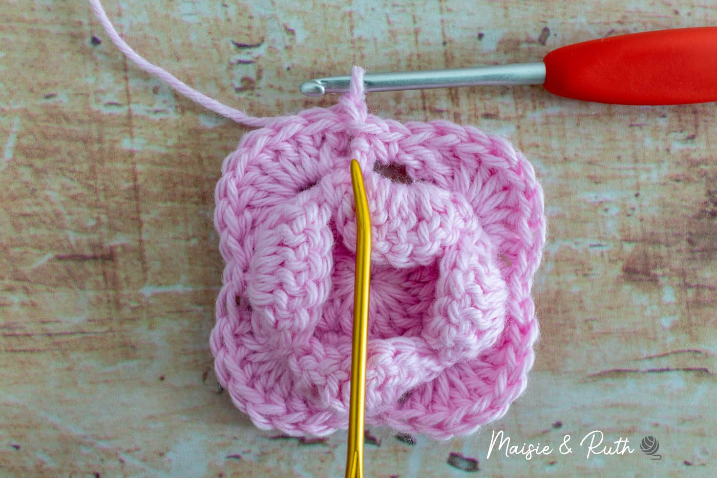 Crochet Rose Baby Blanket Round 6a