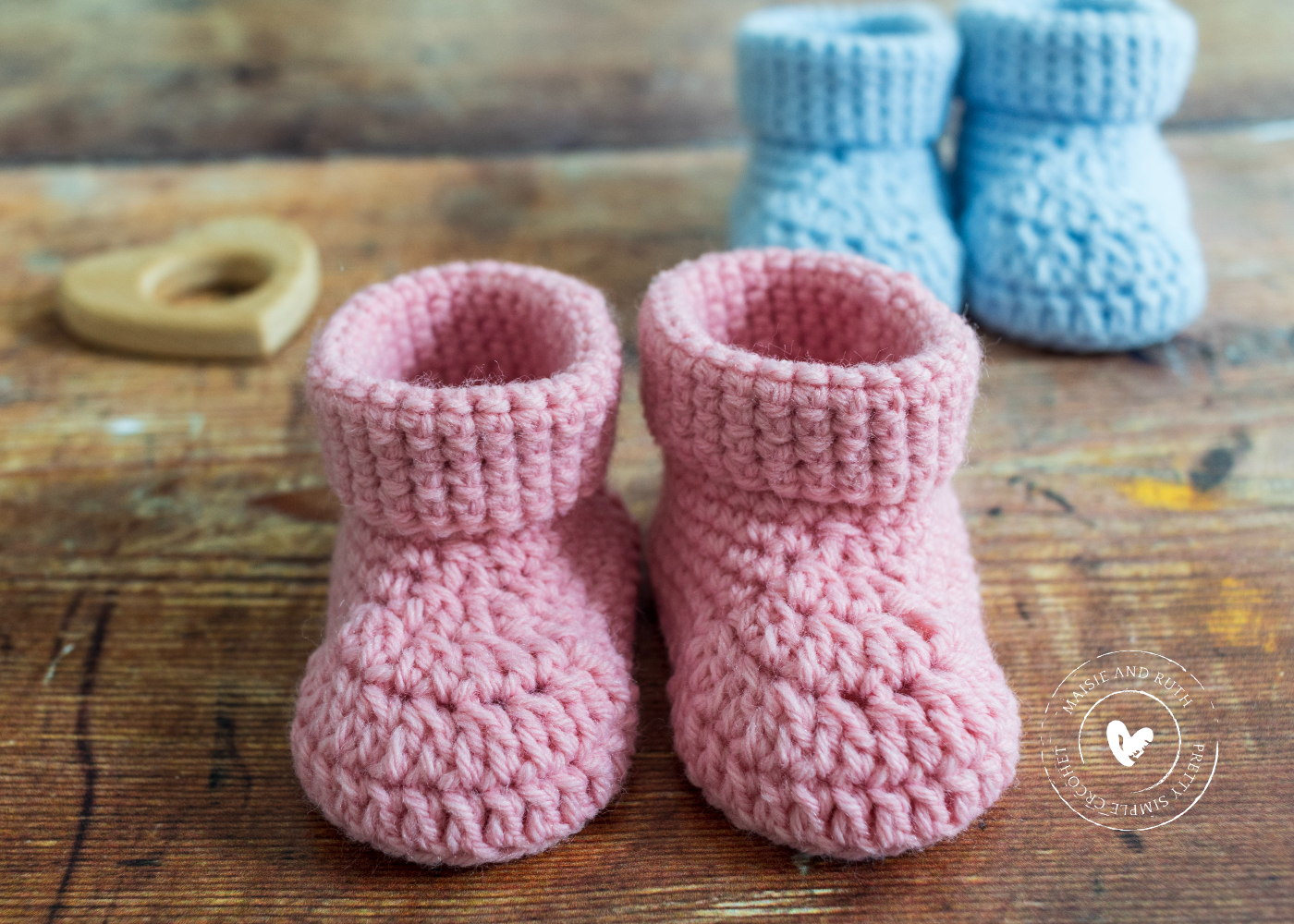 Fast Crochet Baby Booties Pink and Blue version