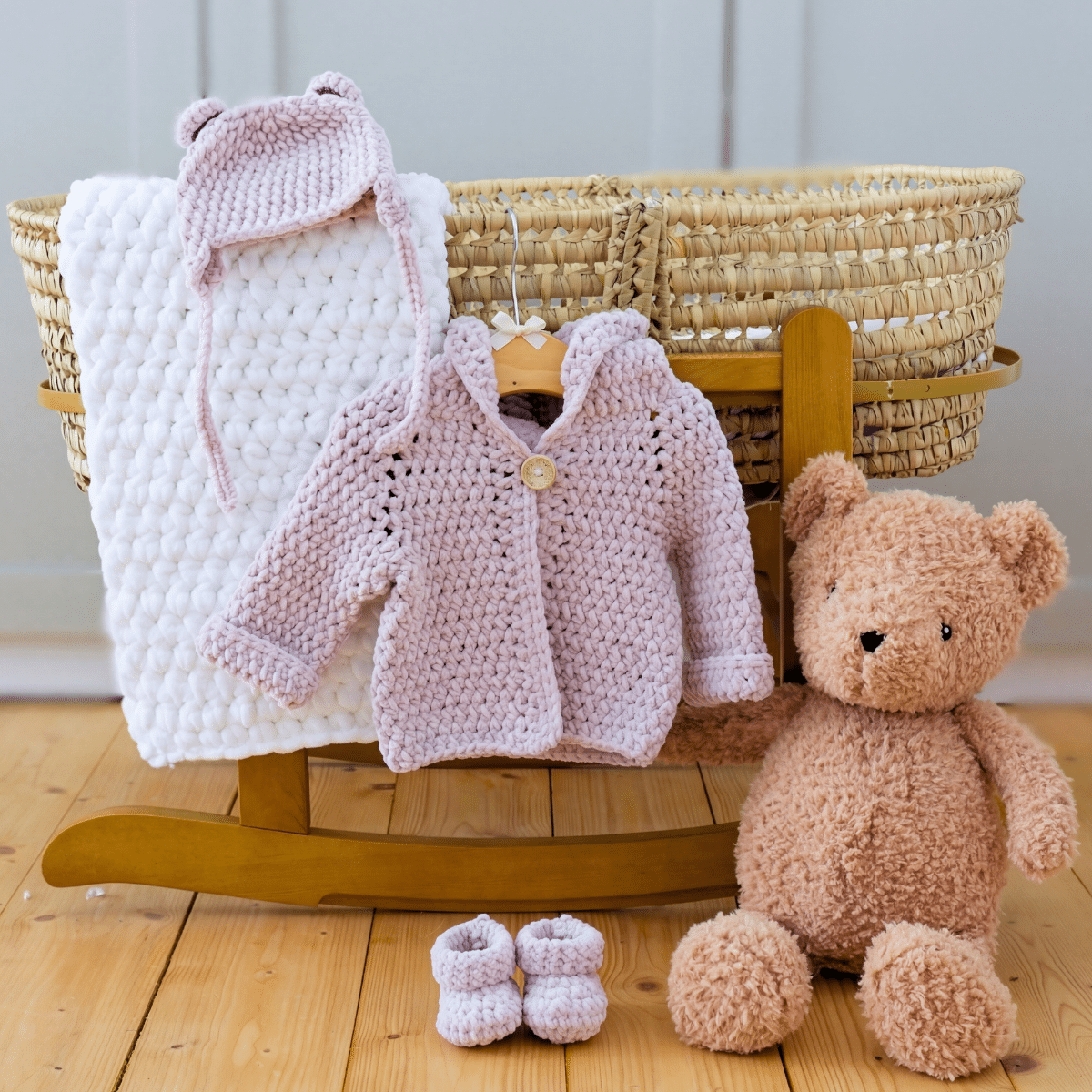 chunky crochet baby booties free pattern with hoodie