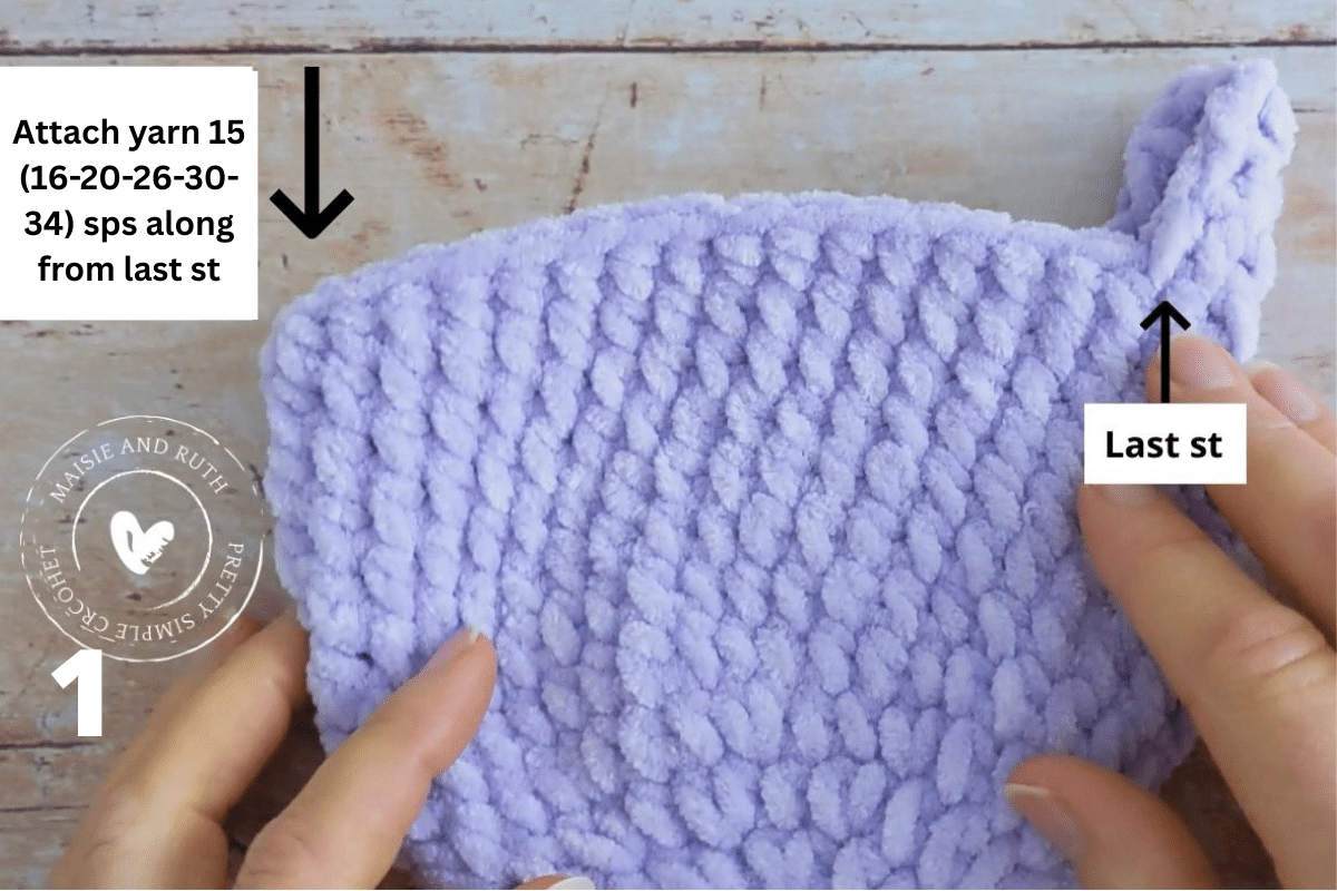 Re-joining yarn for second earflap