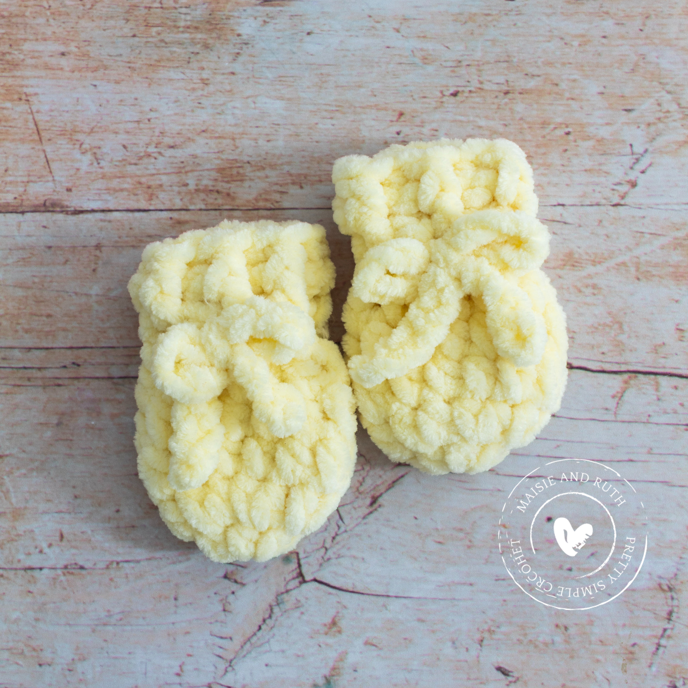 Fast Crochet Baby Mittens in yellow colour