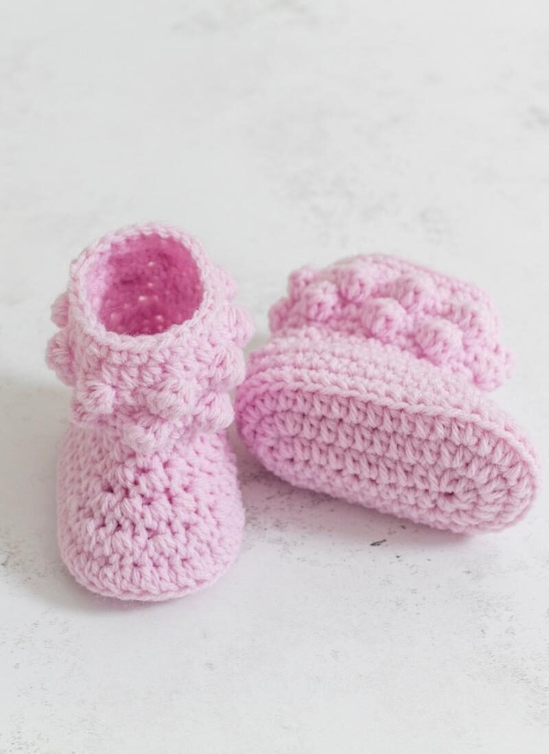 Cute & Easy Crochet Baby Booties (Free Pattern)