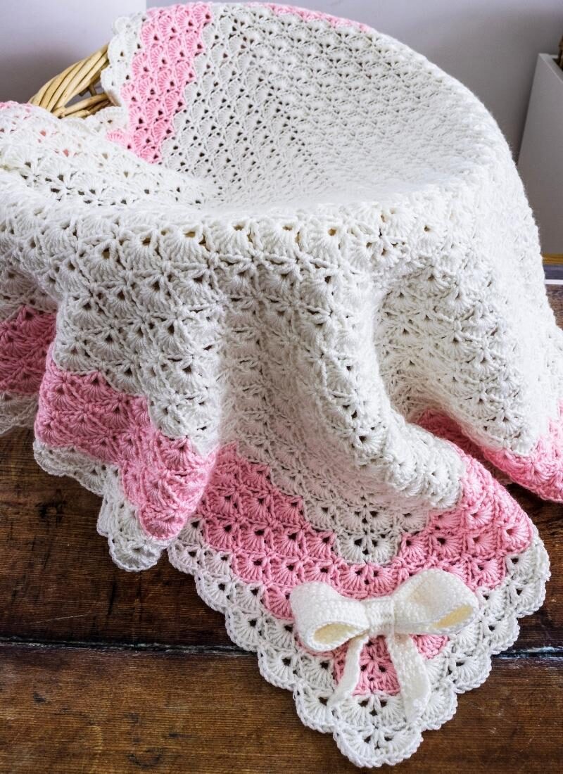 blanket in pink and white