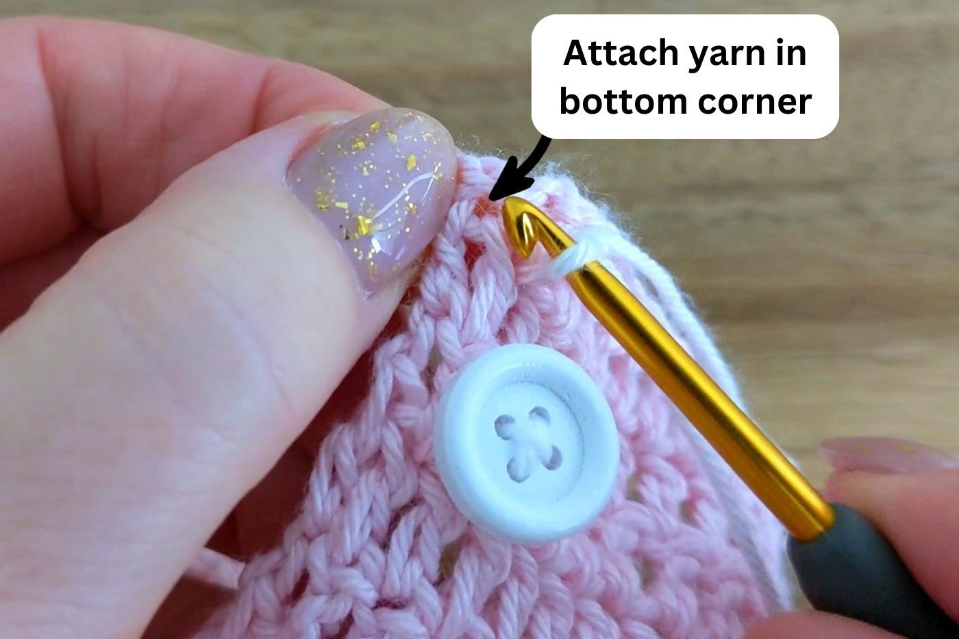 attach yarn for edging