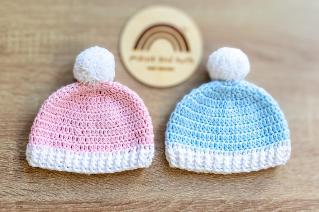Two Toned Crochet Baby Hat (Free Pattern) - Maisie and Ruth
